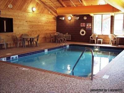 Pine Peaks Lodge & Suites Cross Lake Зручності фото